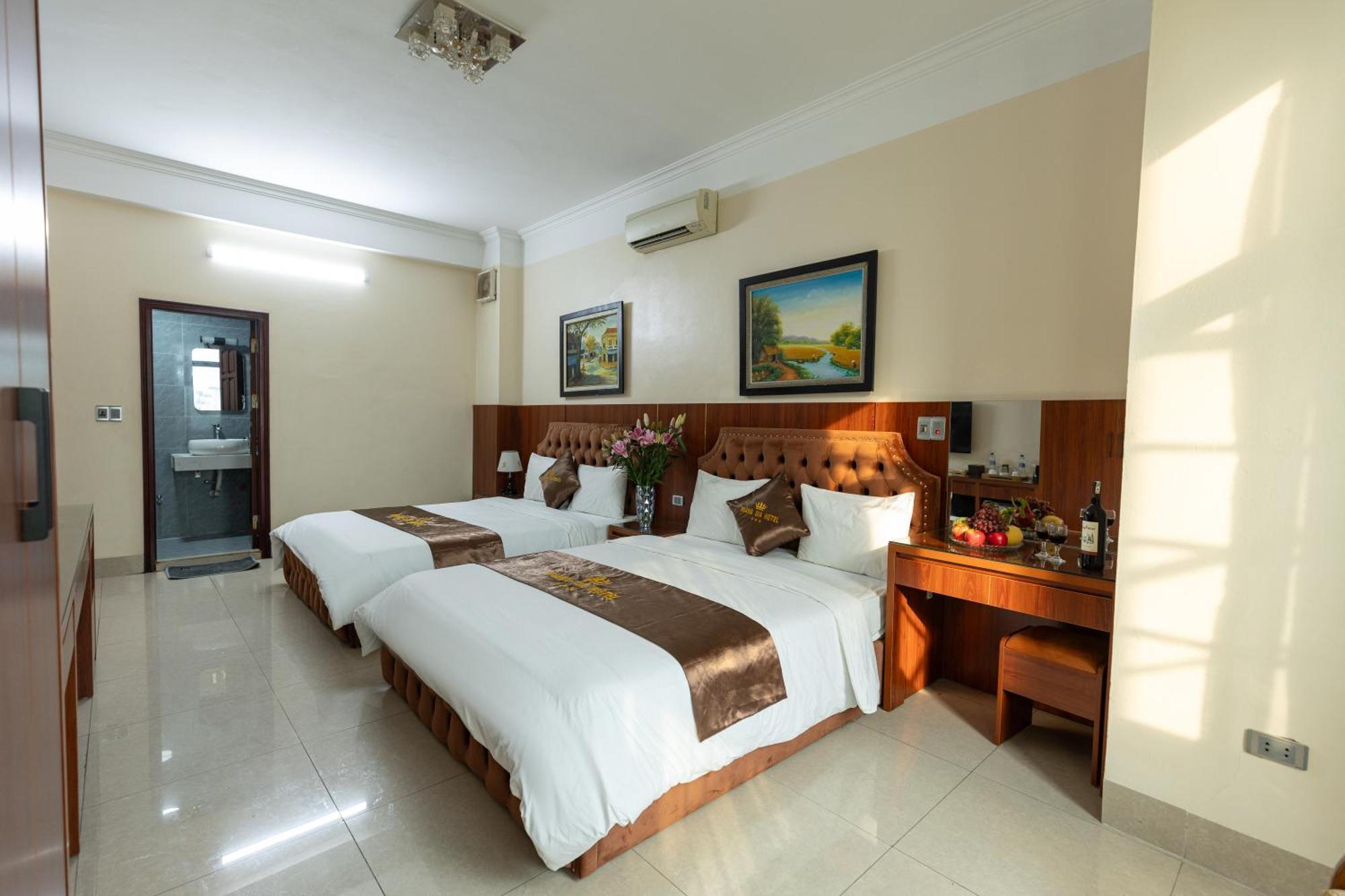 Hoang Gia Hotel Dong Anh Exterior photo