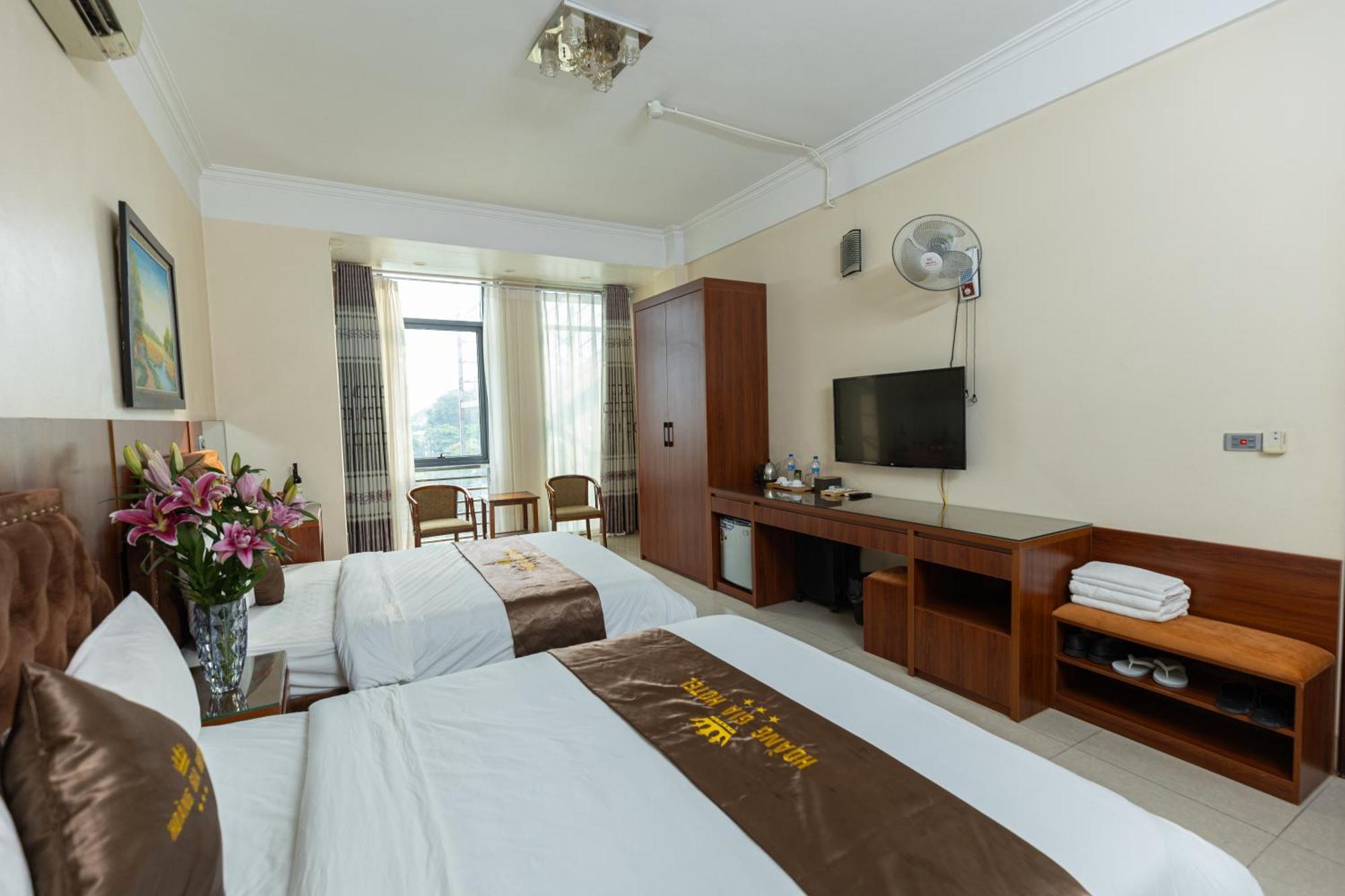 Hoang Gia Hotel Dong Anh Exterior photo