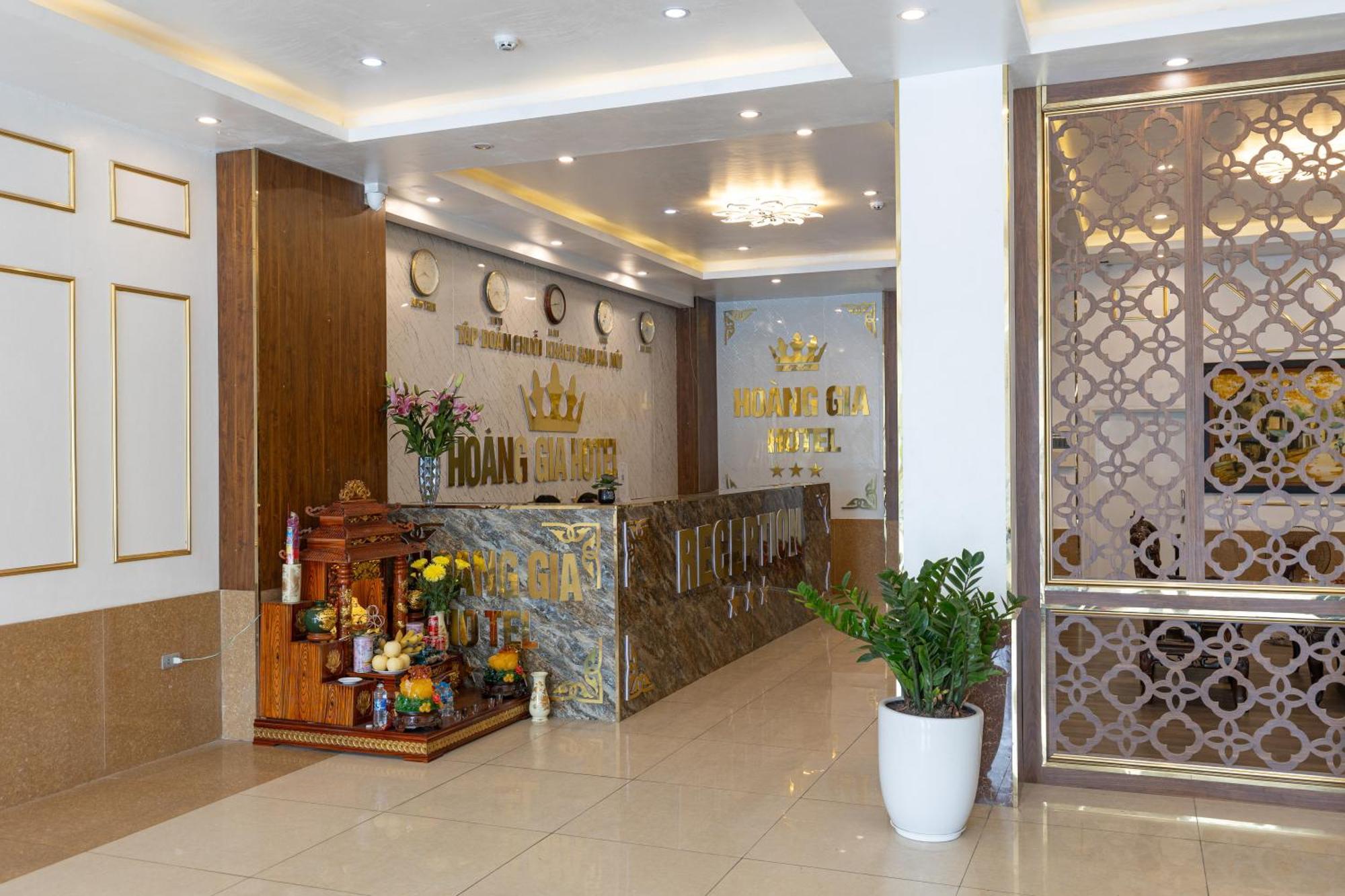 Hoang Gia Hotel Dong Anh Exterior photo